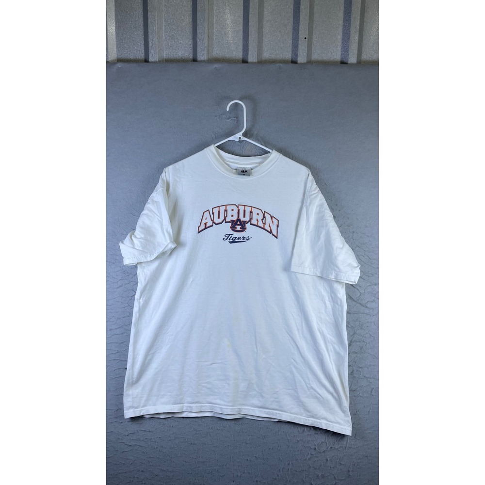 J. America Auburn Tigers T-Shirt Mens 2XL White Good Cotton Collegiate Graphic